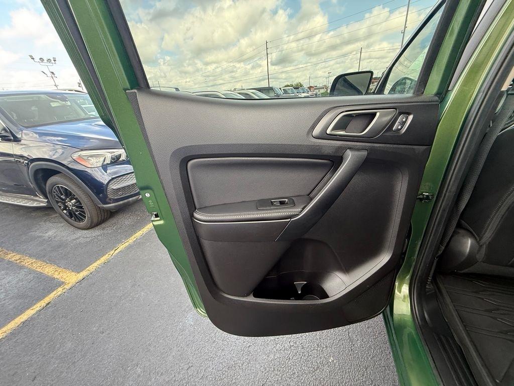 Ford Ranger Lariat SuperCrew 4WD 2023