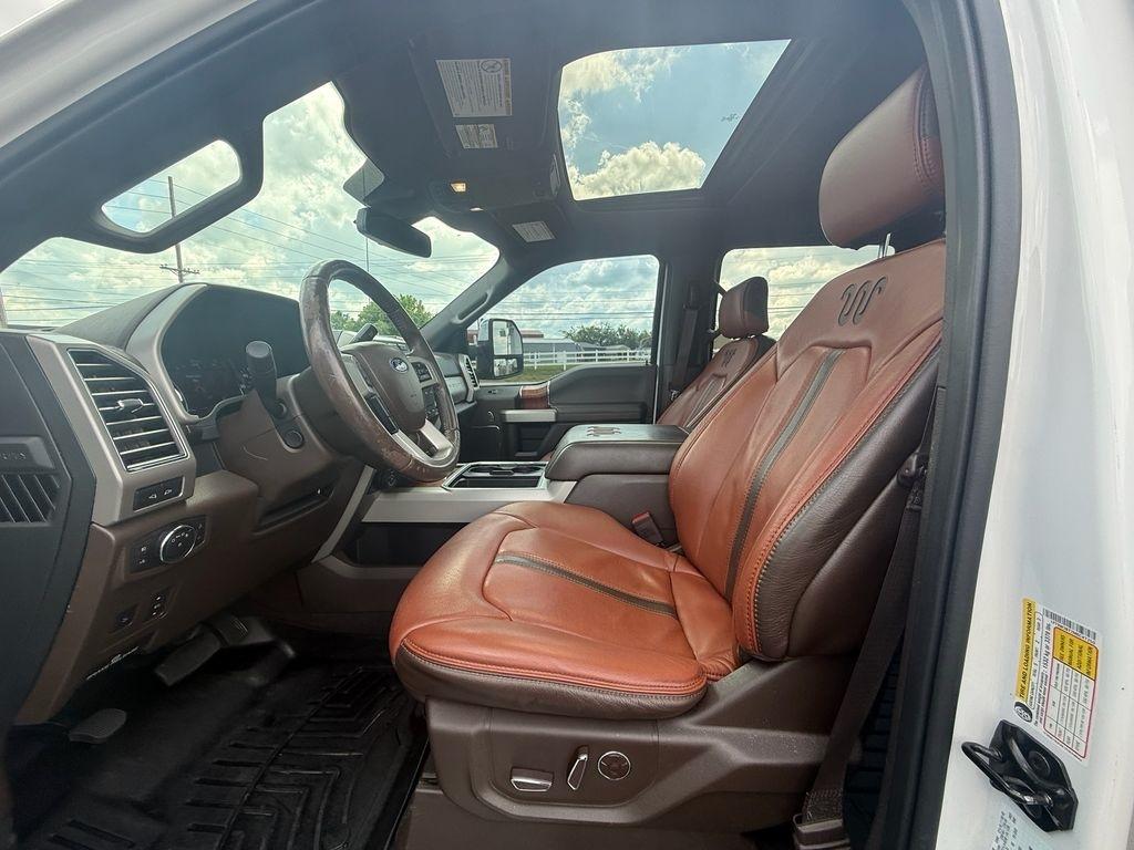 Ford F-350 SD King Ranch Crew Cab Long Bed 4WD 2021