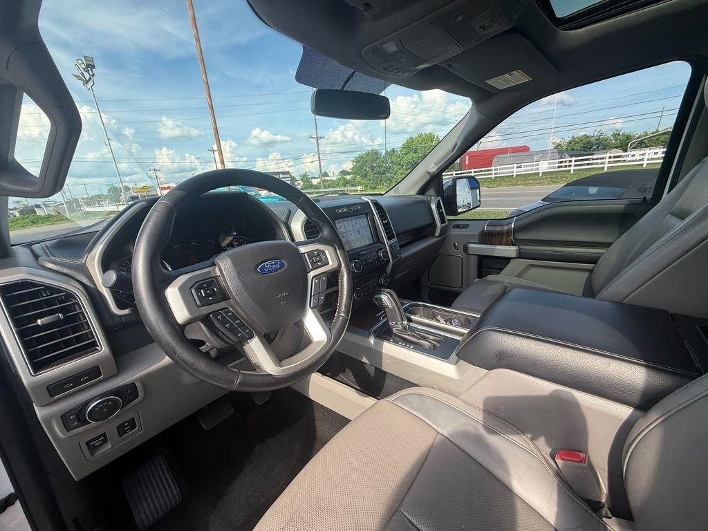 Ford F-150 Lariat SuperCrew 4WD 2018