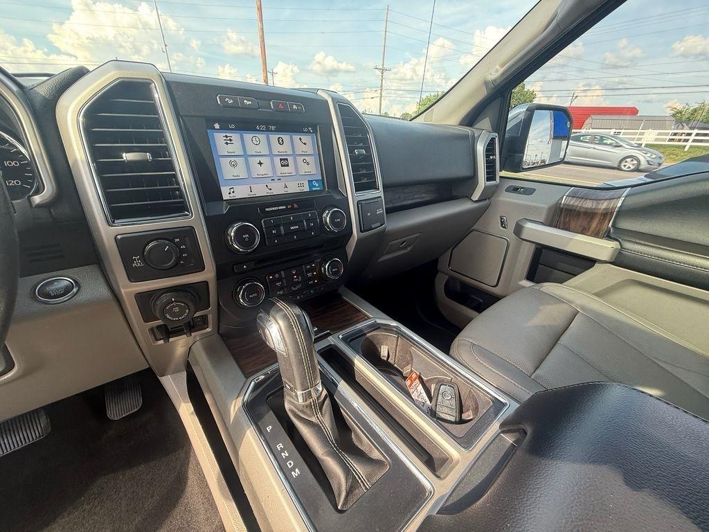 Ford F-150 Lariat SuperCrew 4WD 2018