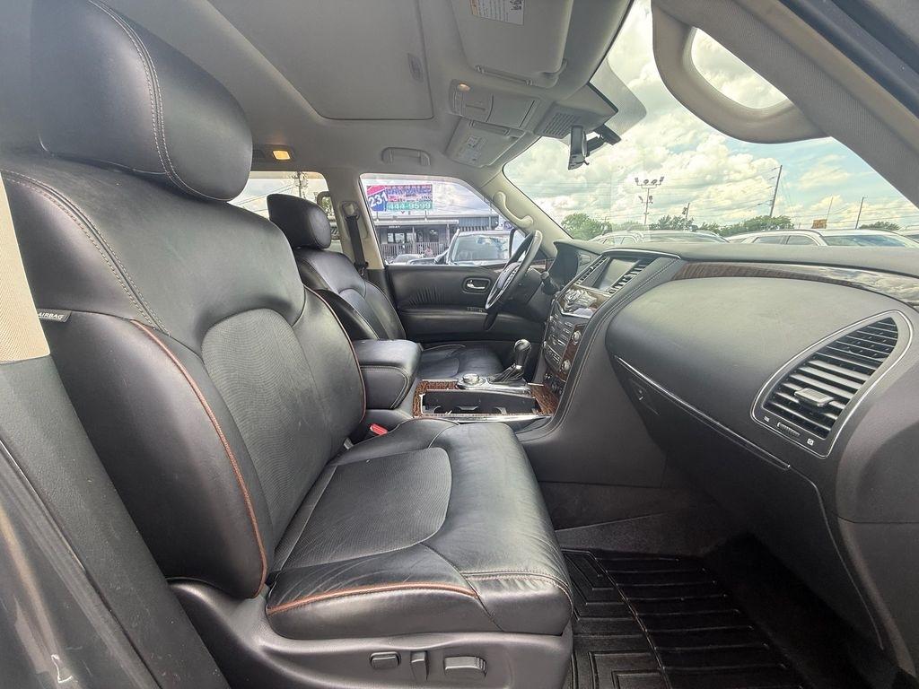 Nissan Armada Platinum AWD 2020