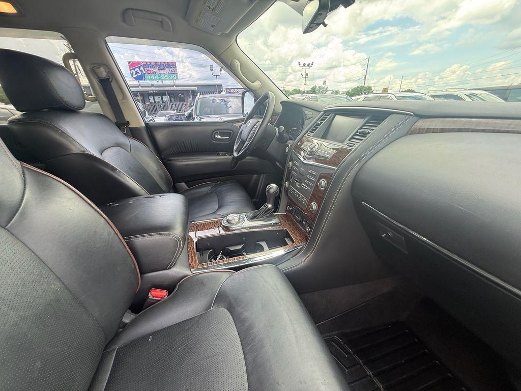Nissan Armada Platinum AWD 2020