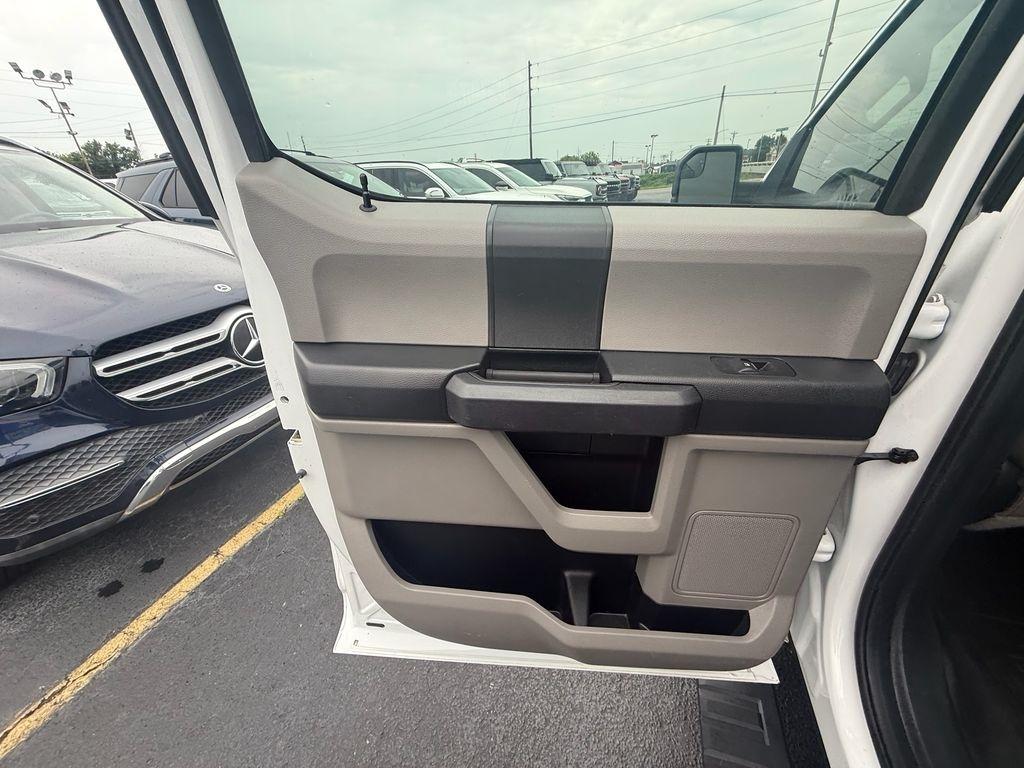 Ford F-150 XL SuperCrew 6.5-ft. Bed 4WD 2017
