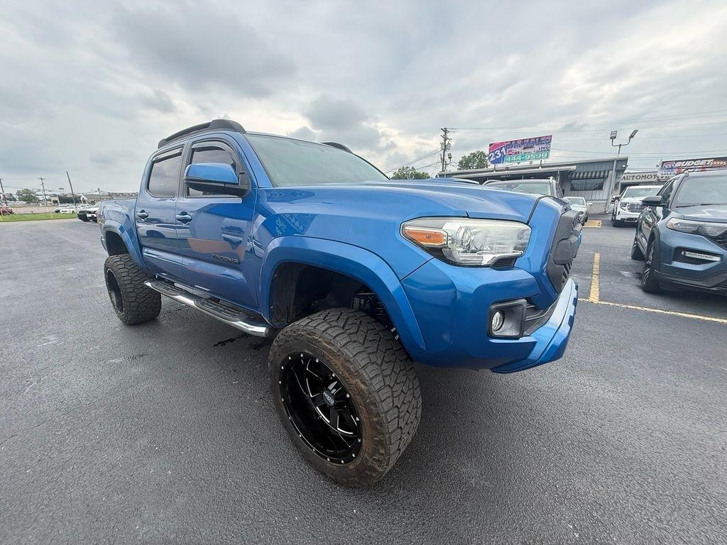 Toyota Tacoma SR5 Double Cab Long Bed V6 6AT 2WD 2017