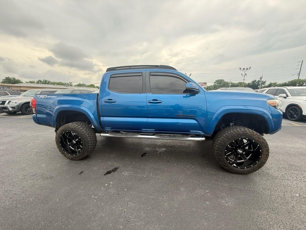 Toyota Tacoma SR5 Double Cab Long Bed V6 6AT 2WD 2017