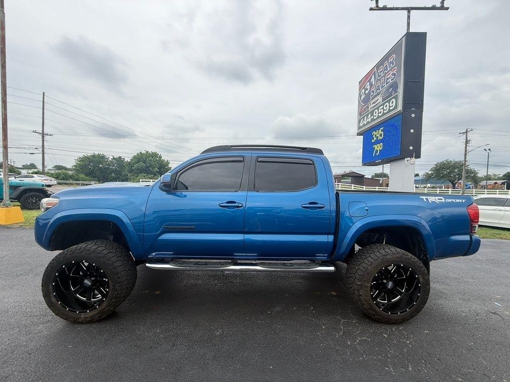 Toyota Tacoma SR5 Double Cab Long Bed V6 6AT 2WD 2017