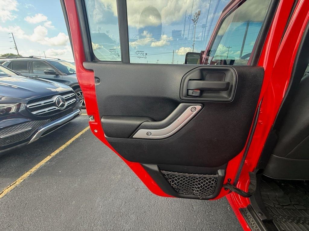 Jeep Wrangler Unlimited Rubicon 4WD 2015