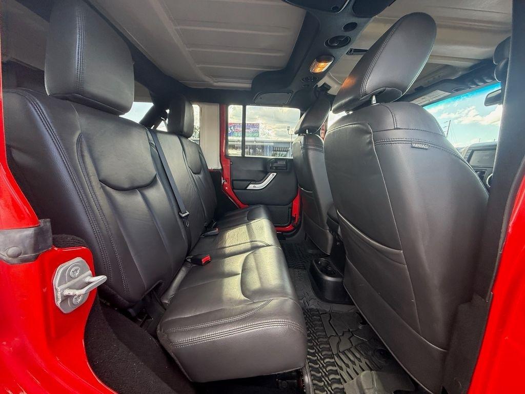 Jeep Wrangler Unlimited Rubicon 4WD 2015