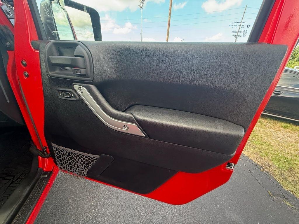 Jeep Wrangler Unlimited Rubicon 4WD 2015
