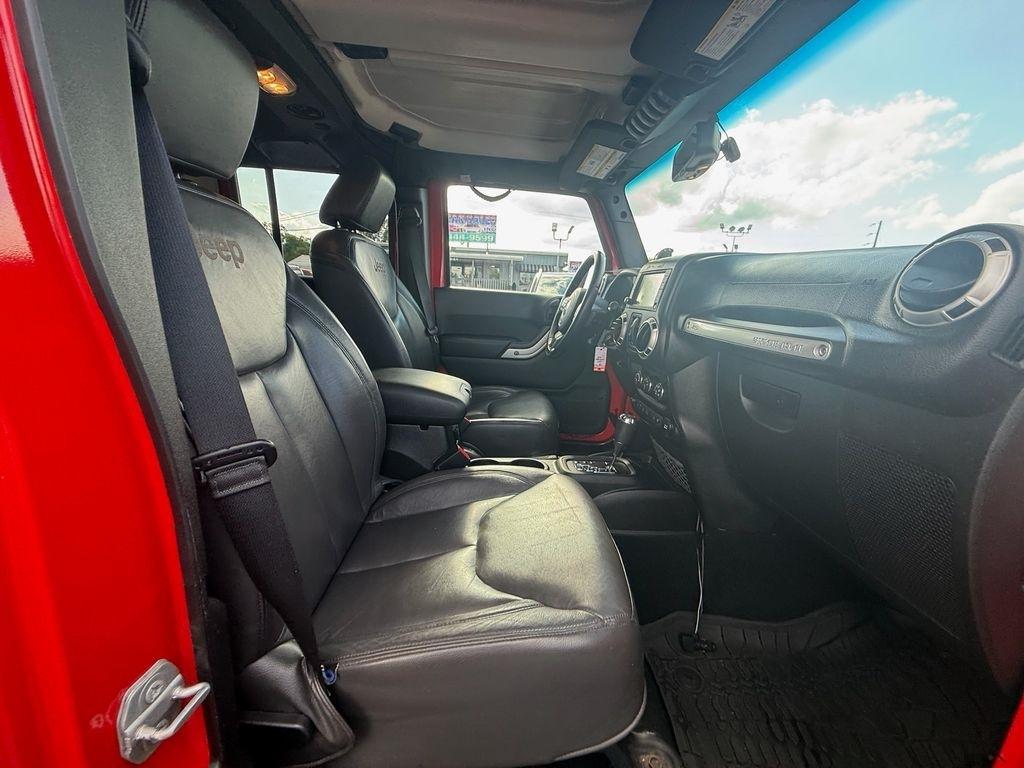 Jeep Wrangler Unlimited Rubicon 4WD 2015