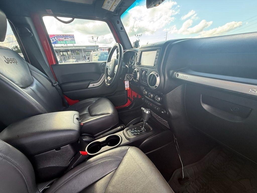 Jeep Wrangler Unlimited Rubicon 4WD 2015