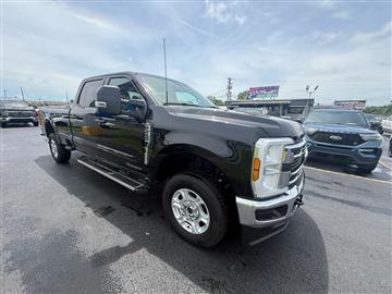 2025 Ford F-250 SD XLT Crew Cab 4WD