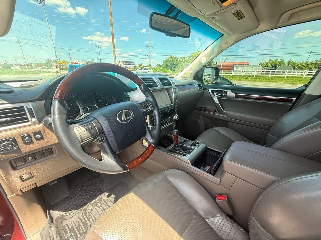 Lexus GX 460 Sport Utility 2011