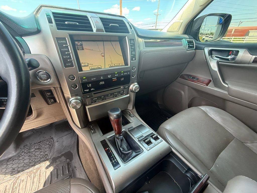 Lexus GX 460 Sport Utility 2011
