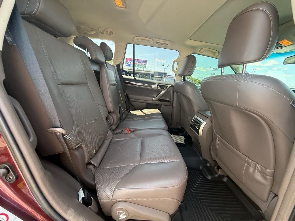 Lexus GX 460 Sport Utility 2011