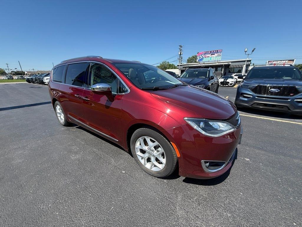 Chrysler Pacifica Limited 2019