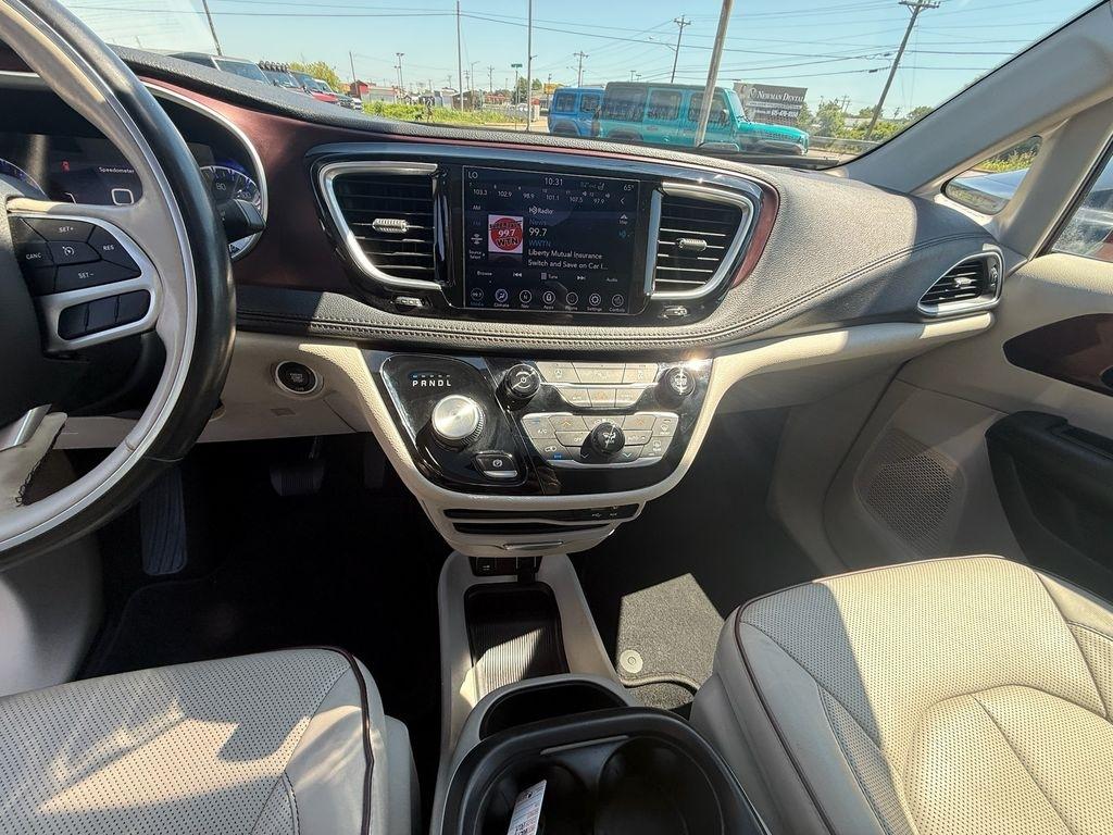 Chrysler Pacifica Limited 2019