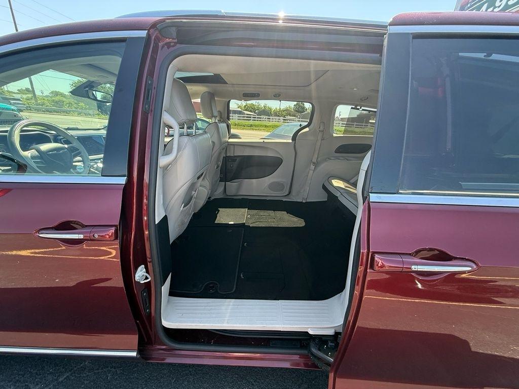 Chrysler Pacifica Limited 2019