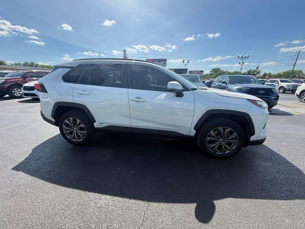 Toyota RAV4 Hybrid XLE Premium 2022