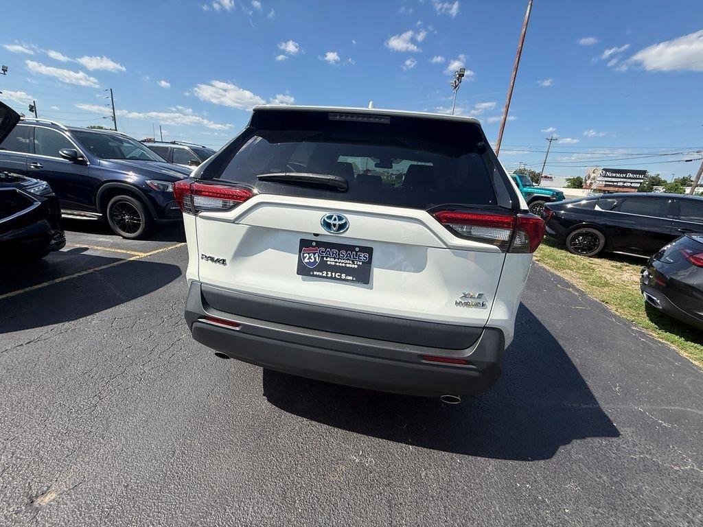 Toyota RAV4 Hybrid XLE Premium 2022