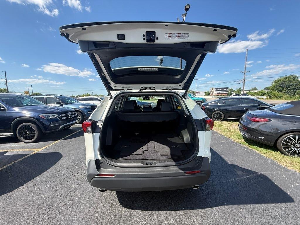 Toyota RAV4 Hybrid XLE Premium 2022