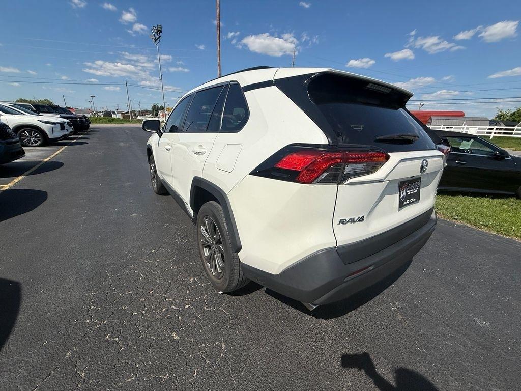 Toyota RAV4 Hybrid XLE Premium 2022