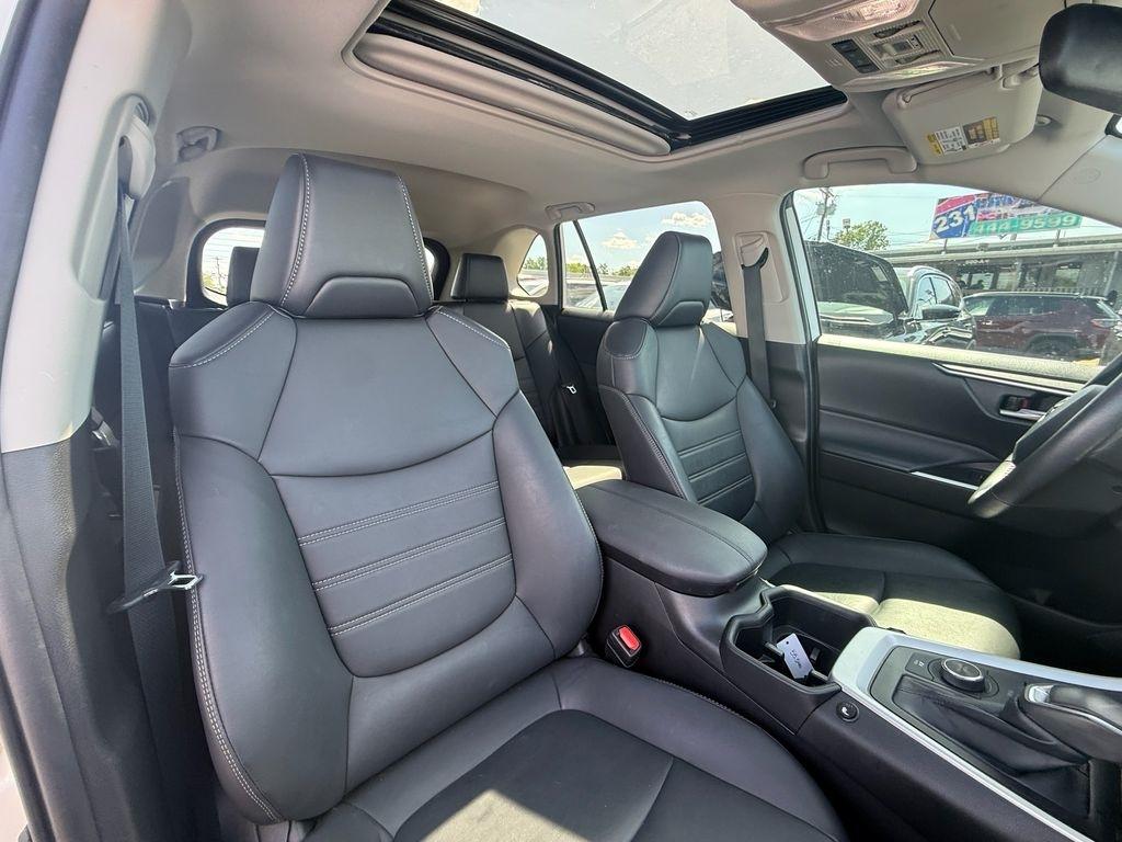 Toyota RAV4 Hybrid XLE Premium 2022