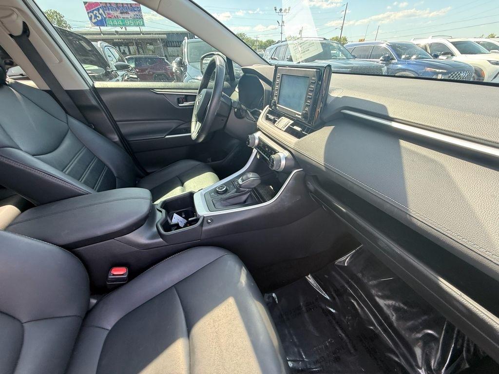 Toyota RAV4 Hybrid XLE Premium 2022