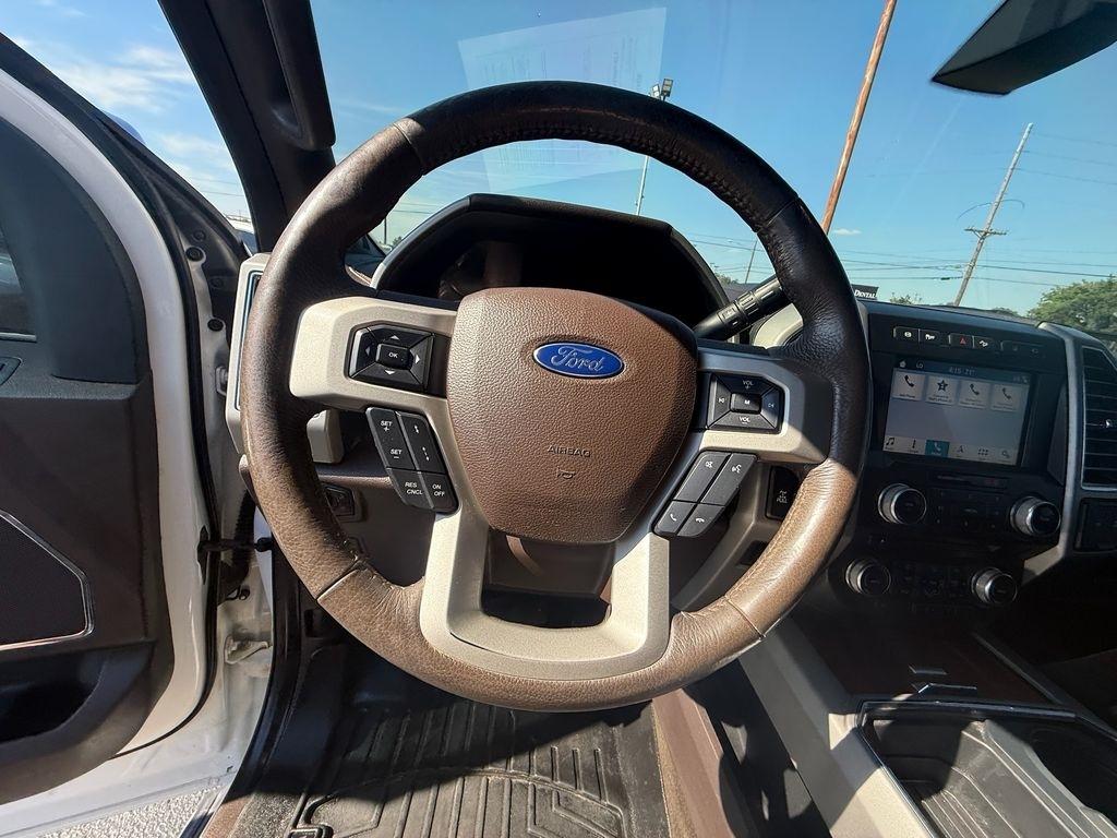 Ford F-250 SD King Ranch Crew Cab 4WD 2017