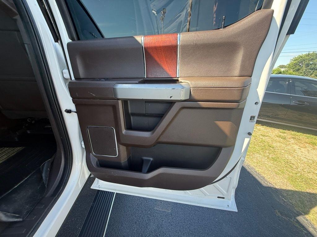 Ford F-250 SD King Ranch Crew Cab 4WD 2017