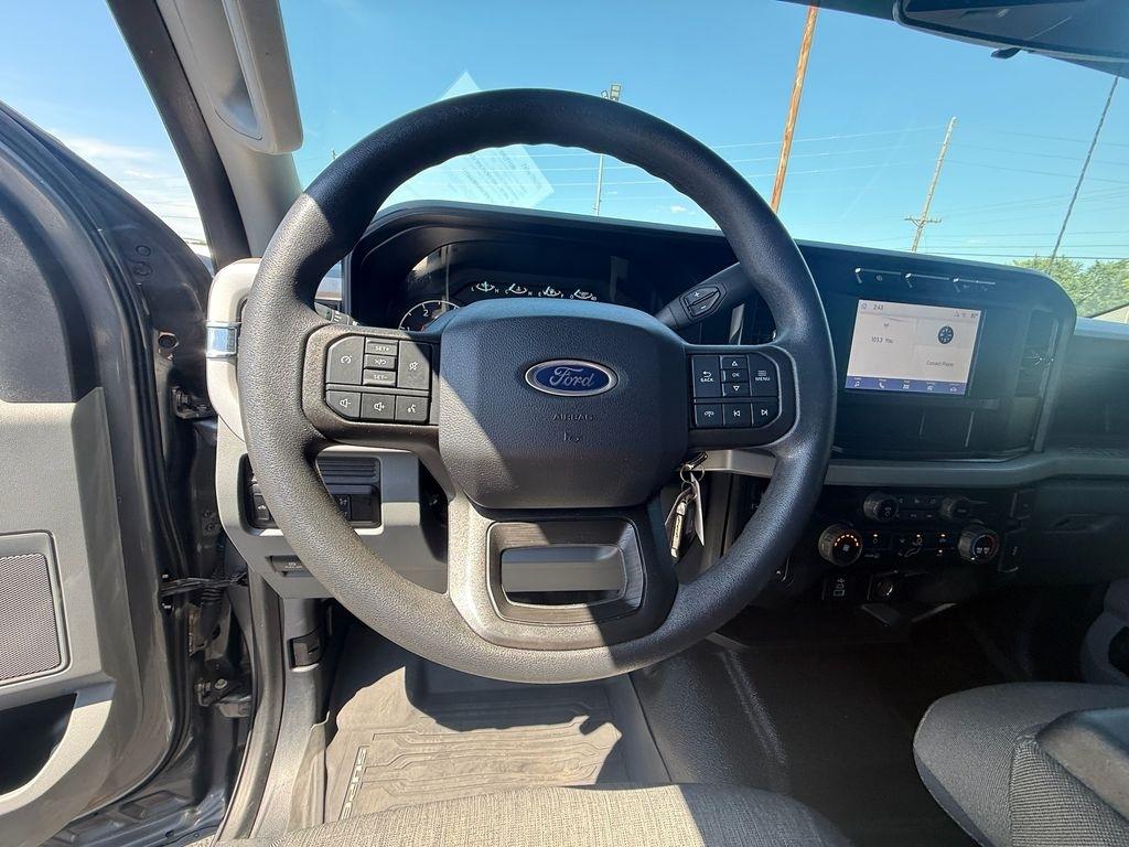 Ford F-350 SD XL Crew Cab DRW 4WD 2023