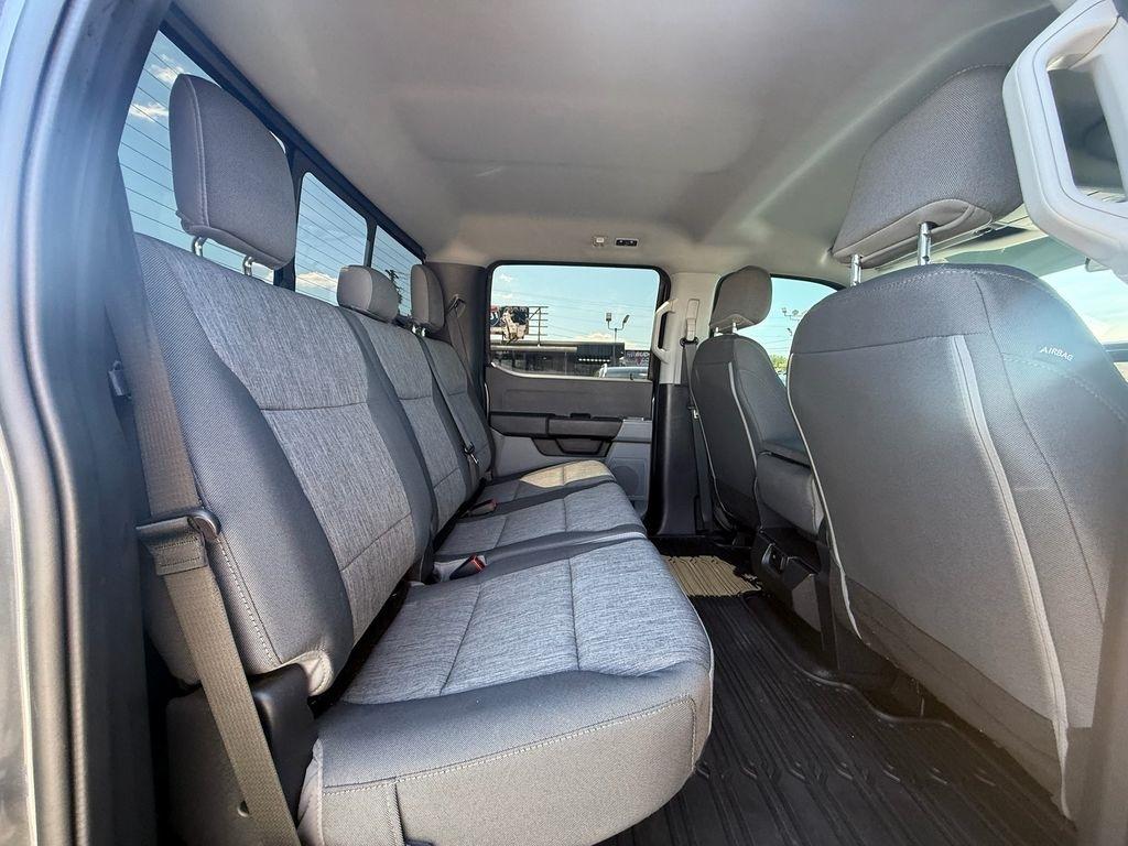 Ford F-350 SD XL Crew Cab DRW 4WD 2023
