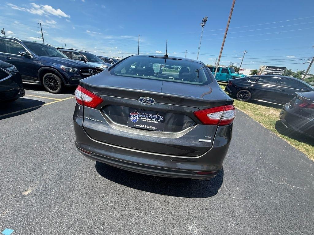 Ford Fusion SE 2016