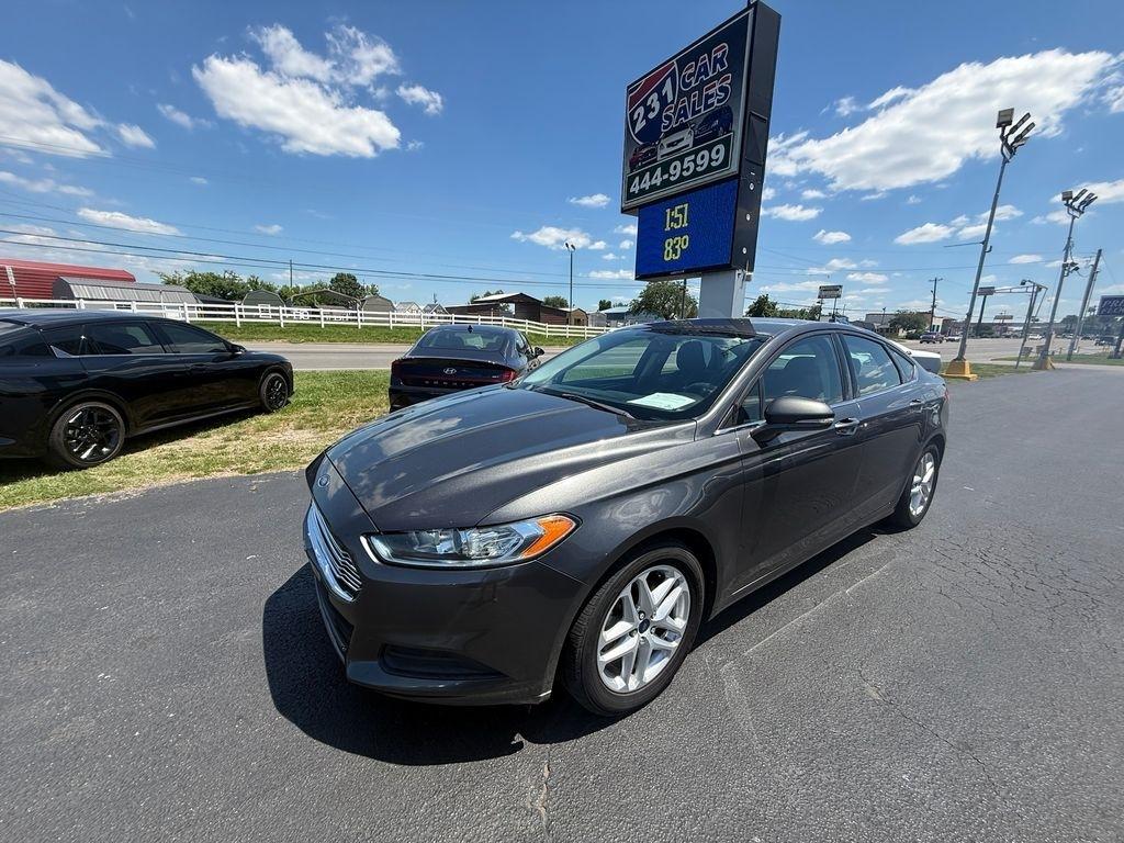 Ford Fusion SE 2016
