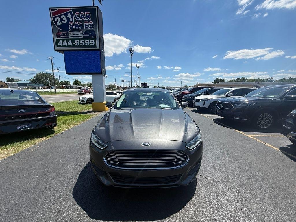 Ford Fusion SE 2016