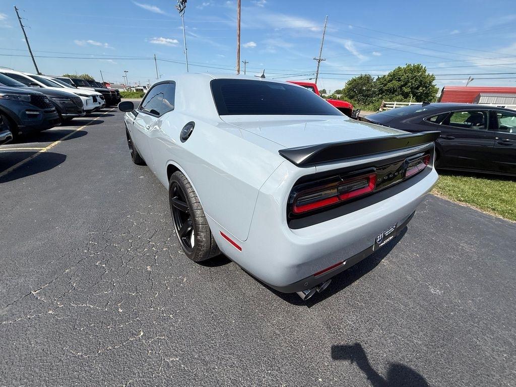 Dodge Challenger R/T Plus 2022