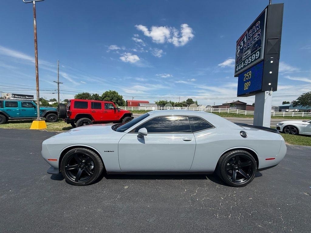 Dodge Challenger R/T Plus 2022