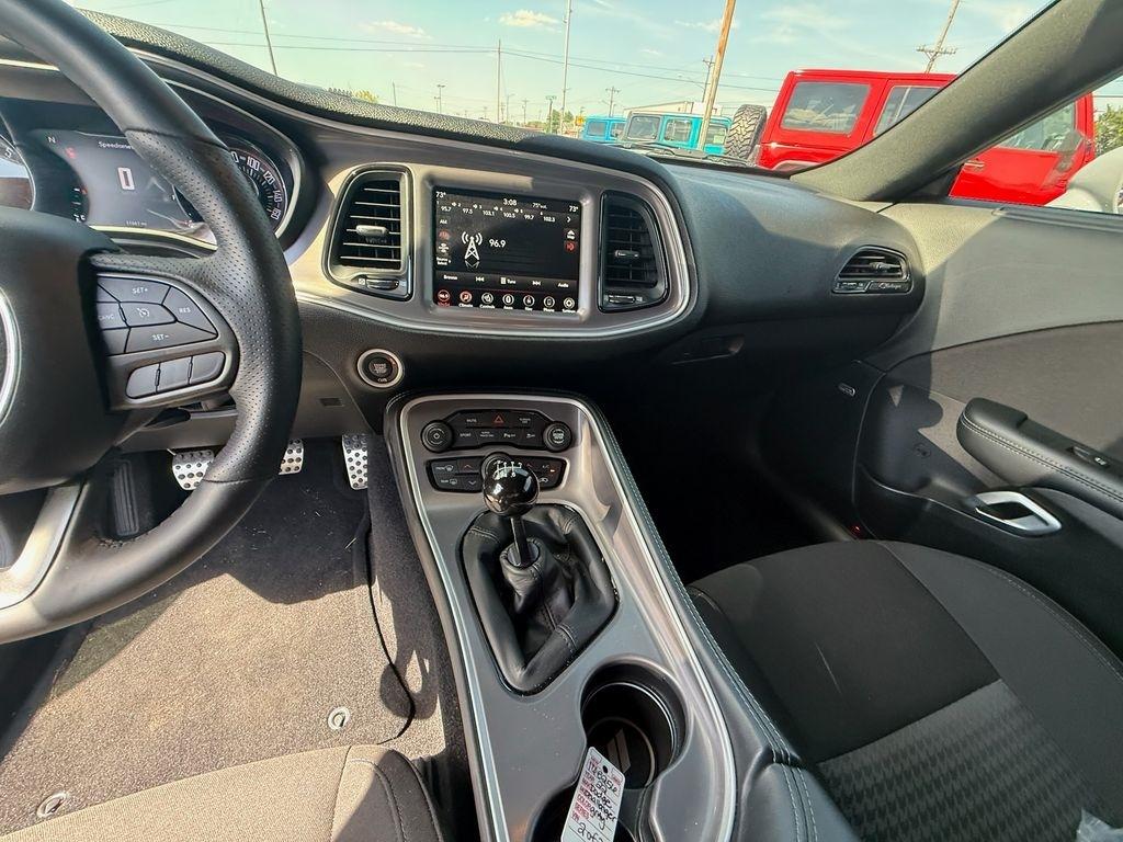 Dodge Challenger R/T Plus 2022