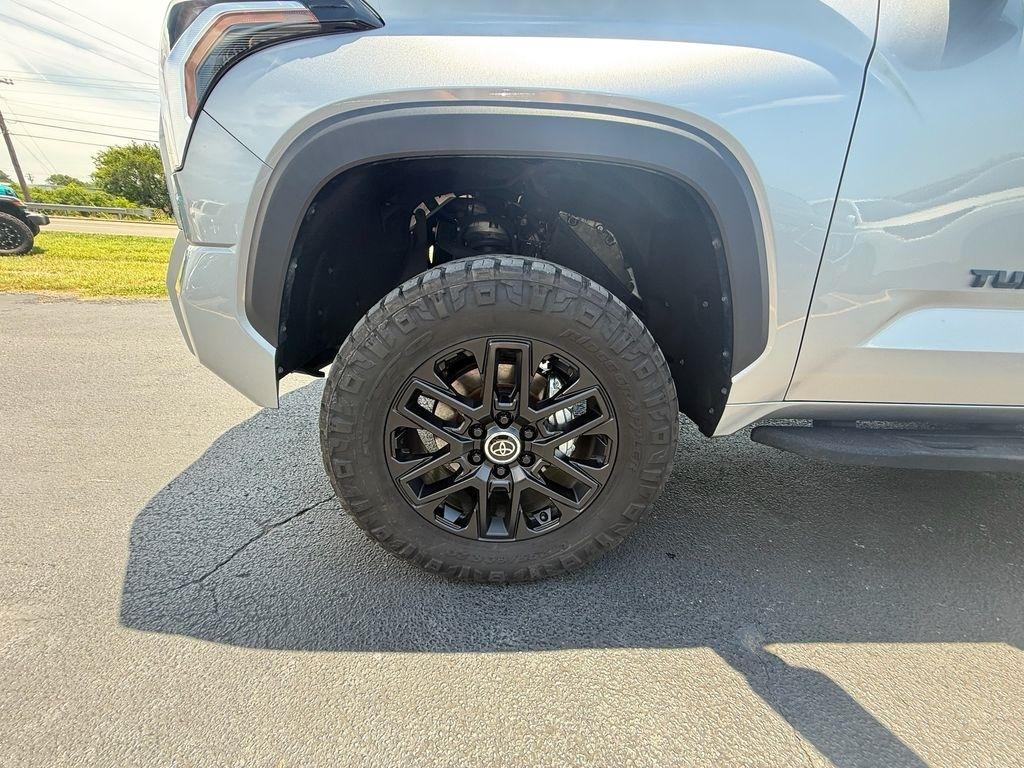 Toyota Tundra Limited CrewMax 4WD 2024