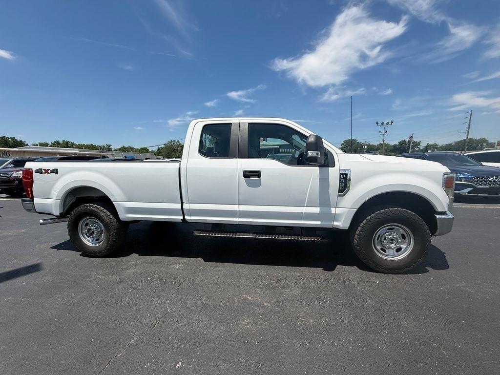 Ford F-350 SD XL SuperCab 4WD 2022
