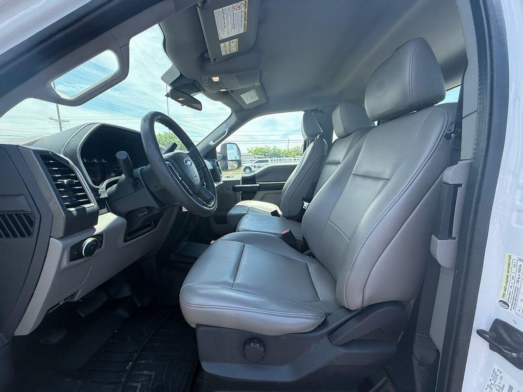Ford F-350 SD XL SuperCab 4WD 2022