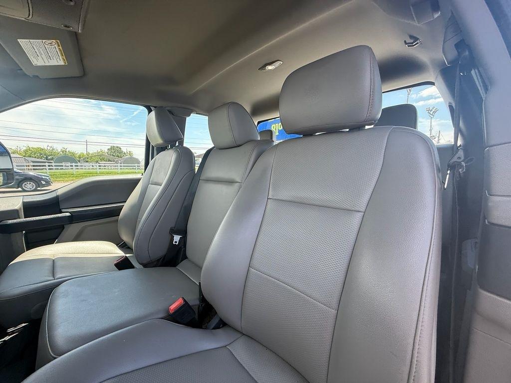 Ford F-350 SD XL SuperCab 4WD 2022