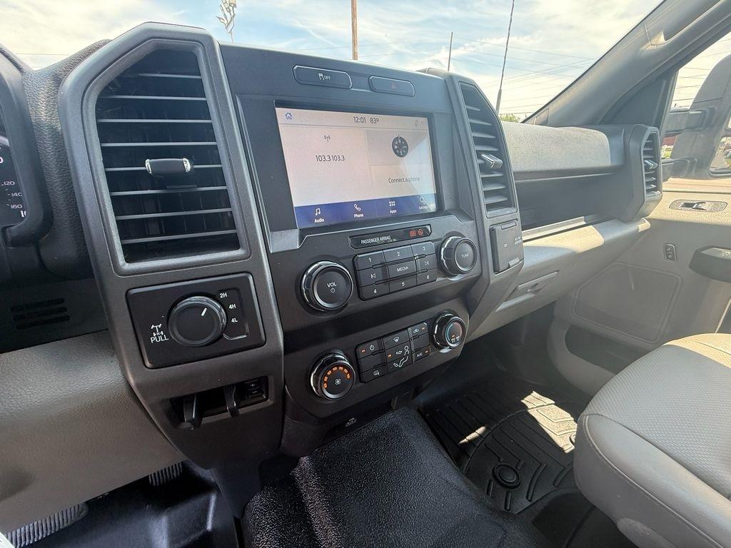 Ford F-350 SD XL SuperCab 4WD 2022