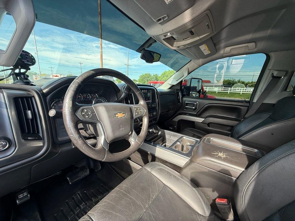Chevrolet Silverado 2500HD LTZ Crew Cab 4WD 2015