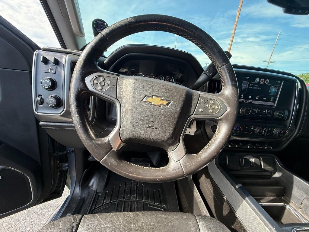 Chevrolet Silverado 2500HD LTZ Crew Cab 4WD 2015