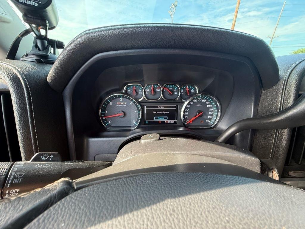 Chevrolet Silverado 2500HD LTZ Crew Cab 4WD 2015