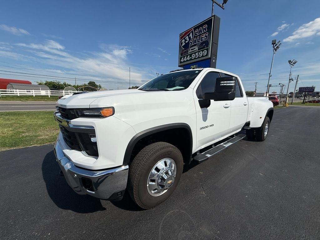 Chevrolet Silverado 3500HD LT Crew Cab 4WD 2025