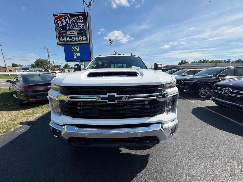 Chevrolet Silverado 3500HD LT Crew Cab 4WD 2025