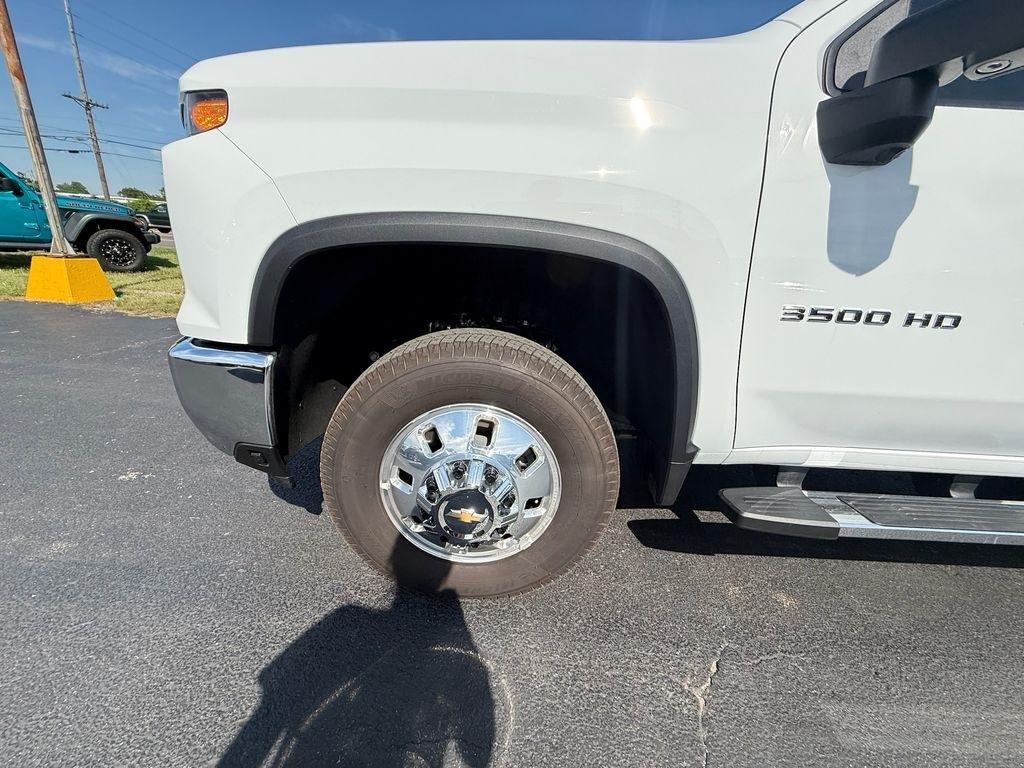 Chevrolet Silverado 3500HD LT Crew Cab 4WD 2025