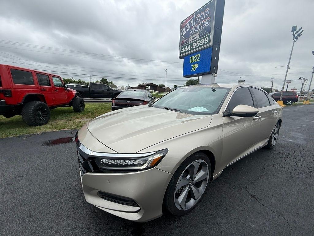 Honda Accord Touring 2.0T 10A 2018